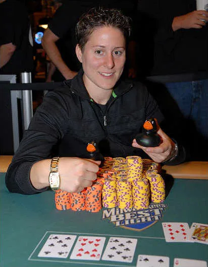 Vanessa_Selbst
